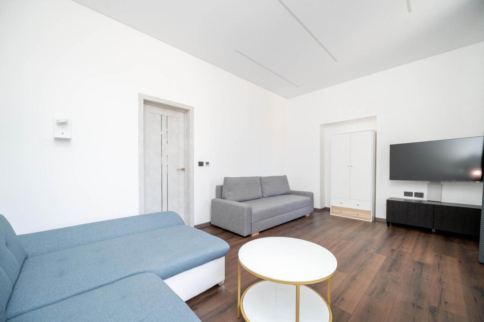 Newly Renovated Flat, Self Check In 24h, Netflix, Parking *
